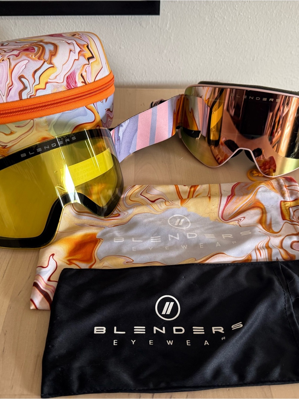 Blenders Women’s Interchangeable Lens Goggles — Yellow & Rose